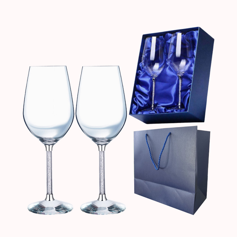 מארז מתנה כוס יין זוגי קריסטל לבן 1