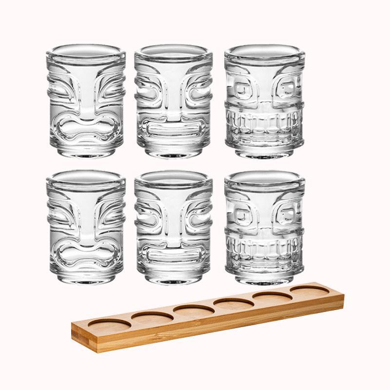 סט שוטים בסגנון טיקי עם מגש עץ 1