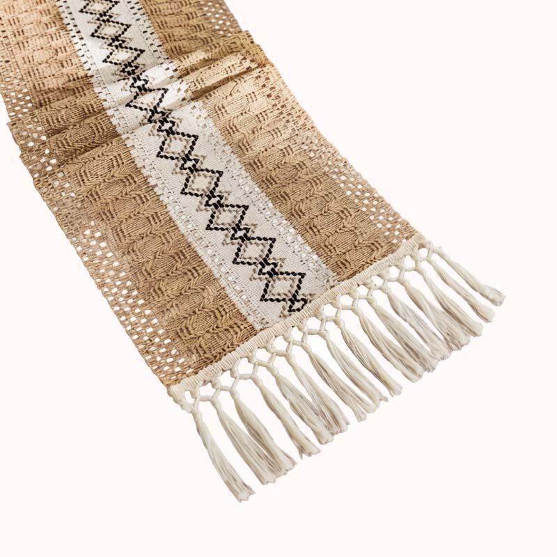 ראנר לשולחן ארוג בסגנון בוהו - דגם גיאומטרי בגווני אדמה 30*200 ס"מ 1